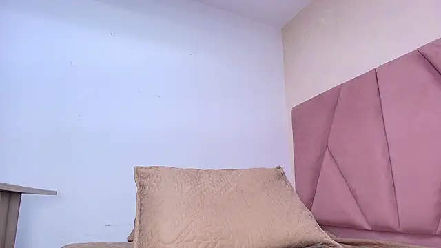 Snapshot of arl_chloee chatting on 03.05.25 arl chloee online show from 03.05.25