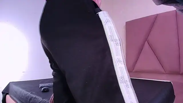 Snapshot of arl_chloee chatting on 09.10.25 arl chloee online show from 09.10.25