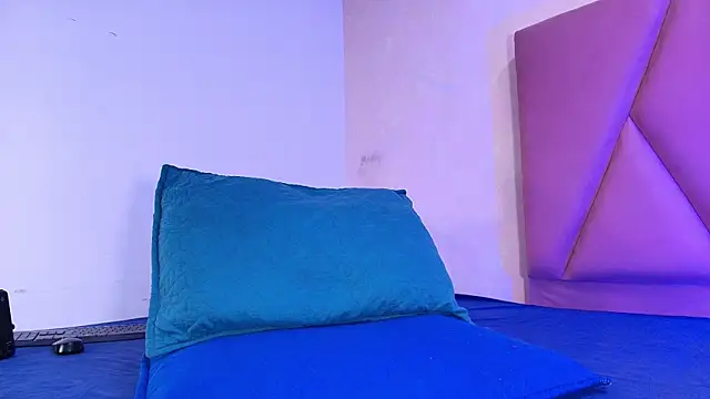 Snapshot of arl_chloee chatting on 09.26.25 arl chloee online show from 09.26.25