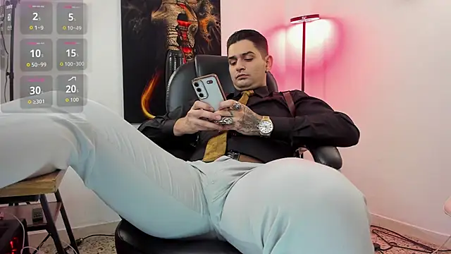 Snapshot of Nicolas_Fellener chatting on 10.23.25 Nicolas Fellener online show from 10.23.25