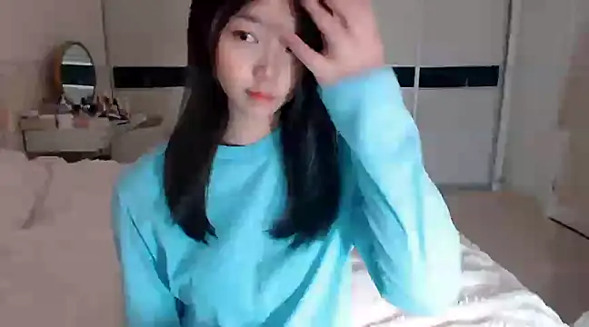 Snapshot of -Lucky_Girl chatting on 03.10.25 -Lucky Girl online show from 03.10.25