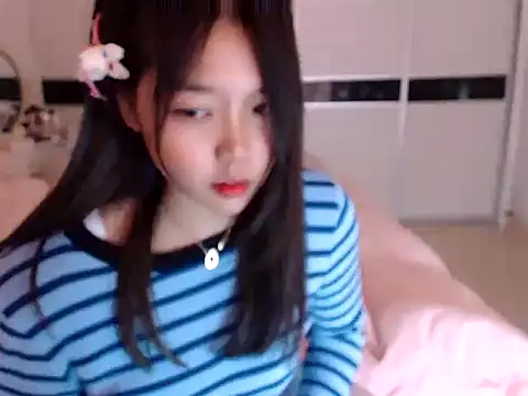 Snapshot of -Lucky_Girl chatting on 03.15.25 -Lucky Girl online show from 03.15.25