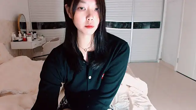 Snapshot of -Lucky_Girl chatting on 09.18.25 -Lucky Girl online show from 09.18.25