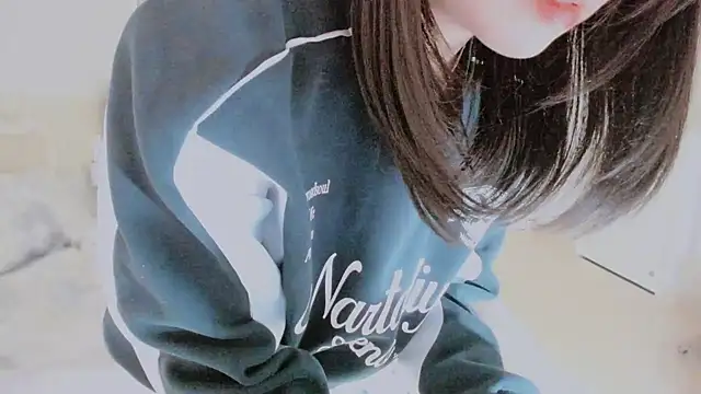 Snapshot of -Lucky_Girl chatting on 10.11.25 -Lucky Girl online show from 10.11.25