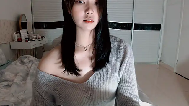 Snapshot of -Lucky_Girl chatting on 10.12.25 -Lucky Girl online show from 10.12.25