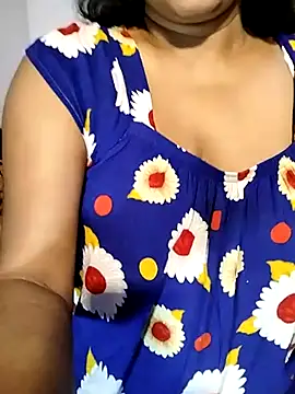 Snapshot of Quite_Malsha chatting on 03.10.25 Quite Malsha online show from 03.10.25