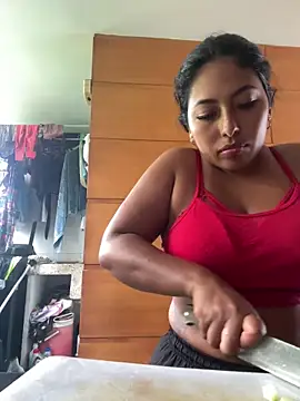 emmyjhonson07 online show from 11.12.25