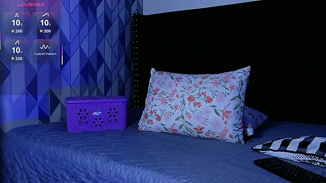 shybutdirtygirrll online show from 11.10.25