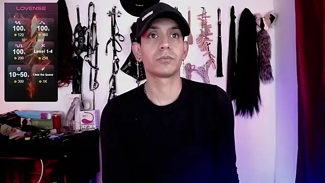 Snapshot of alex__top chatting on 03.14.25 alex top online show from 03.14.25