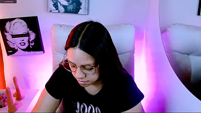 SamanthaRoldaan online show from 02.27.26