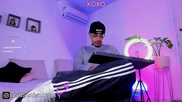 JordanSmiith  online show from 01.04.25