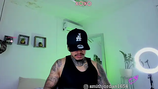 JordanSmiith  online show from 01.12.25