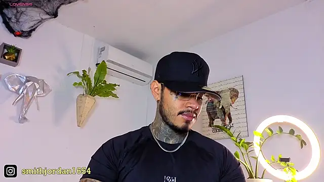 JordanSmiith  online show from 10.20.25