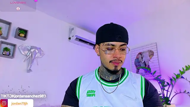 JordanSmiith  online show from 03.31.26