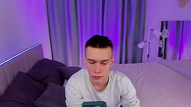 Kevin Kesi online show from 02.01.25