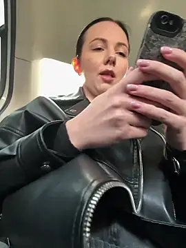 Snapshot of naughty_lucifer chatting on 04.04.26 naughty lucifer online show from 04.04.26