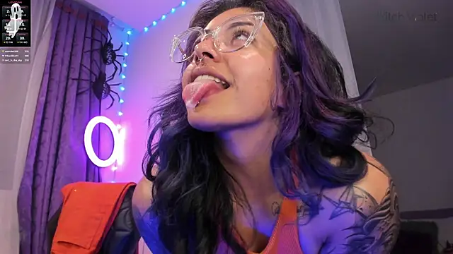 witchviolet online show from 12.05.24