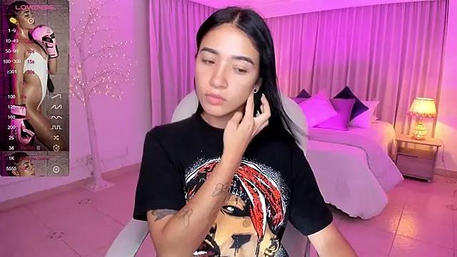 Antonella Grayy online show from 01.20.25