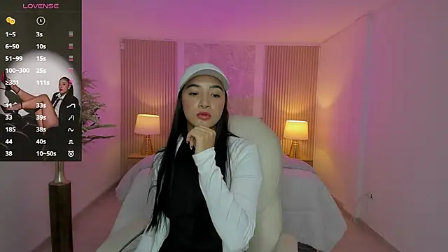 Antonella Grayy online show from 11.13.25