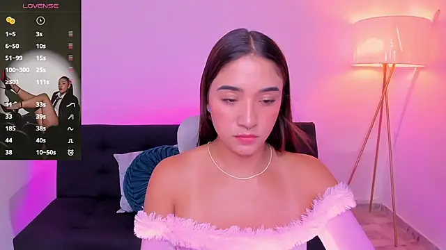 Snapshot of Antonella_Grayy chatting on 06.01.26 Antonella Grayy online show from 06.01.26