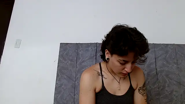 linda 33 online show from 11.14.25