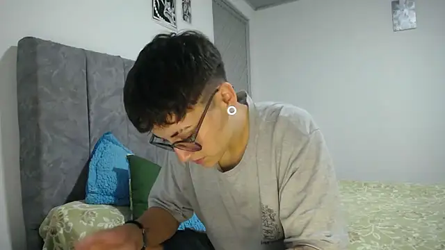 linda 33 online show from 02.20.26