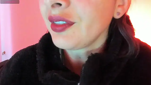 queen fetish online show from 11.12.25