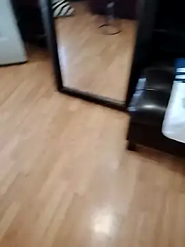 Snapshot of prettyboi6992 chatting on 11.24.25 prettyboi6992 online show from 11.24.25