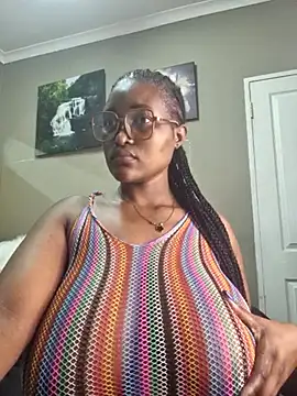 Snapshot of Bustygoddess32 chatting on 02.11.25 Bustygoddess32 online show from 02.11.25