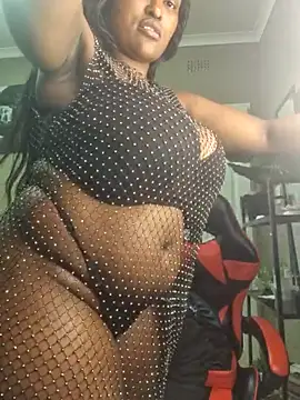 Snapshot of Bustygoddess32 chatting on 02.15.25 Bustygoddess32 online show from 02.15.25