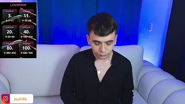 Snapshot of Jey_keler1 chatting on 11.14.25 Jey keler1 online show from 11.14.25