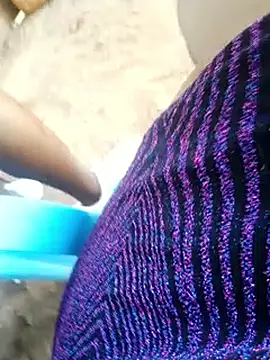 Snapshot of Naughtyy_xx chatting on 09.19.25 Naughtyy xx online show from 09.19.25