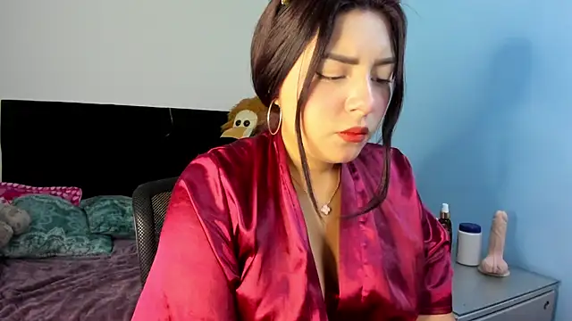 Charlotte cutee18 online show from 06.04.26