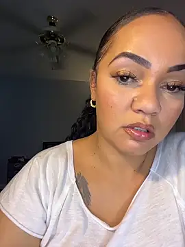 DestineeJayde online show from 10.24.25