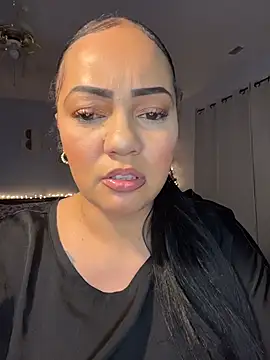 DestineeJayde online show from 12.20.25