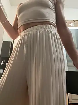 LadyScarlett-xk online show from 03.18.25