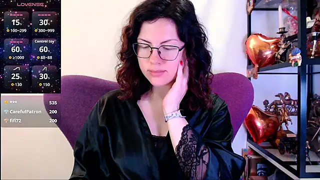 Snapshot of vaders_daughter chatting on 02.15.26 vaders daughter online show from 02.15.26