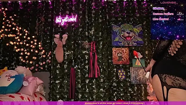 bellalunabear online show from 12.22.25