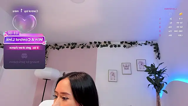 Kim ev online show from 12.15.24