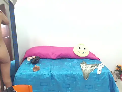 CanellaHotx online show from 12.20.24