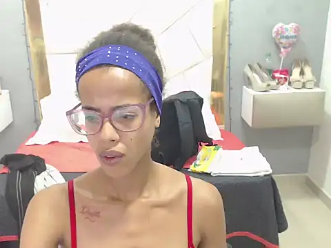 CanellaHotx online show from 01.06.25