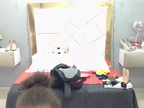 CanellaHotx online show from 01.07.25