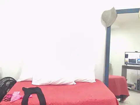 CanellaHotx online show from 03.10.25