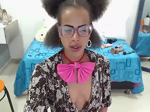 CanellaHotx online show from 03.18.25