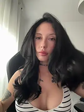 BellaGiaxx online show from 12.02.25