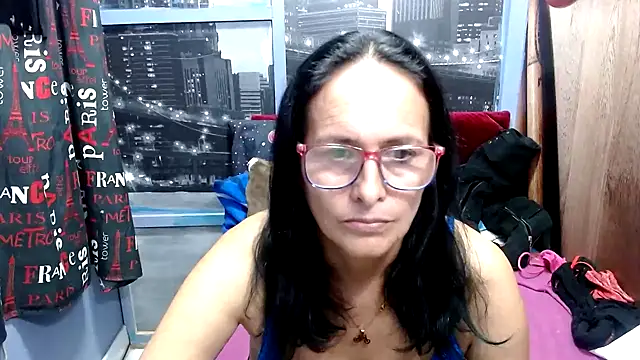 Snapshot of Nastylatinaxxx chatting on 01.03.25 Nastylatinaxxx online show from 01.03.25