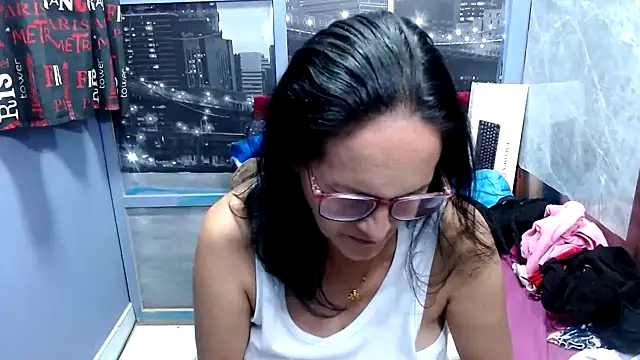 Snapshot of Nastylatinaxxx chatting on 01.15.25 Nastylatinaxxx online show from 01.15.25