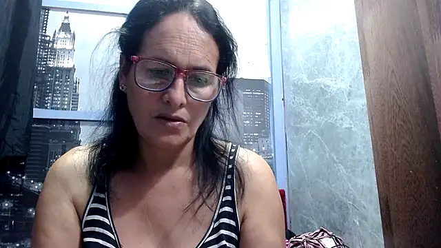 Snapshot of Nastylatinaxxx chatting on 09.26.25 Nastylatinaxxx online show from 09.26.25