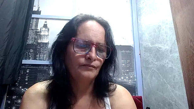 Snapshot of Nastylatinaxxx chatting on 10.03.25 Nastylatinaxxx online show from 10.03.25