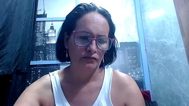 Snapshot of Nastylatinaxxx chatting on 10.29.25 Nastylatinaxxx online show from 10.29.25